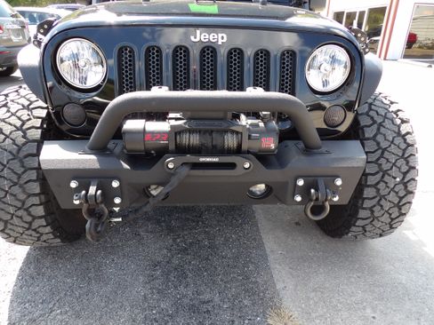 Used 2012 Jeep Wrangler Sport image 20