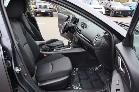 Used 2015 MAZDA MAZDA3 i SV image 14