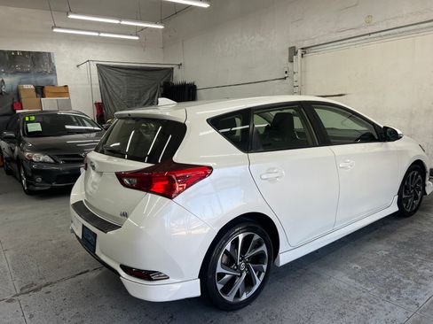 Used 2016 Scion iM image 4