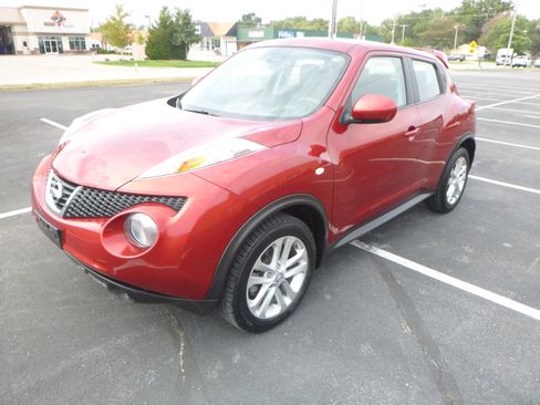 Used 2013 Nissan Juke S image 2