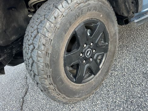 Used 2024 Ford Bronco Black Diamond image 22