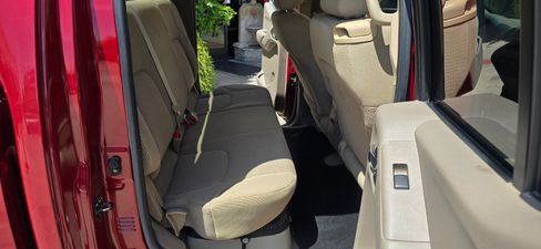 Used 2008 Nissan Frontier SE image 26