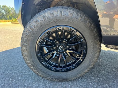 Used 2020 Toyota Tacoma SR image 13