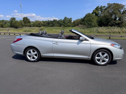 Used 2006 Toyota Solara SLE image 33