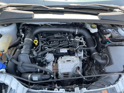 Used 2017 Ford Focus SE image 7