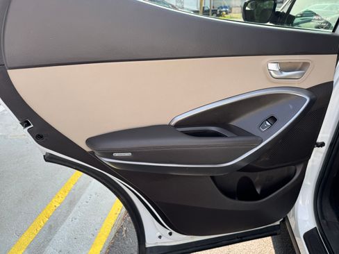 Used 2018 Hyundai Santa Fe Sport image 11