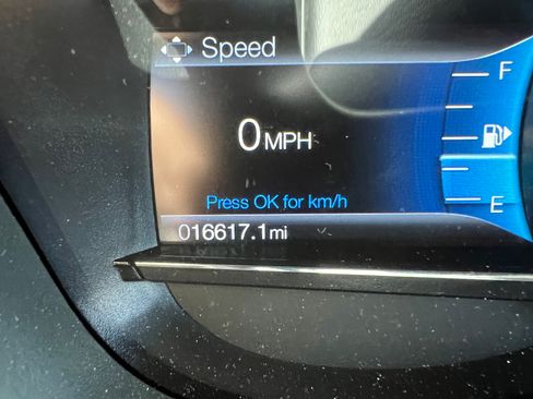 Used 2018 Ford Explorer Limited image 19