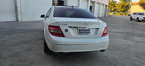 Used 2011 Mercedes-Benz C 300 Sport image 11