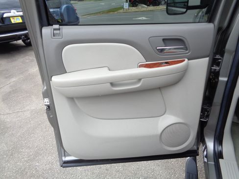 Used 2007 Chevrolet Silverado 2500 LTZ image 29