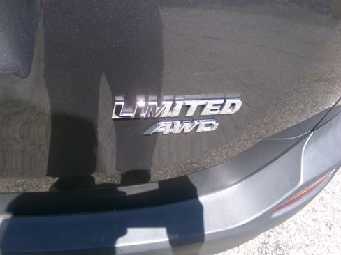 Used 2013 Toyota RAV4 Limited image 5
