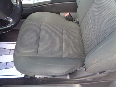 Used 2012 Nissan Titan SV image 43