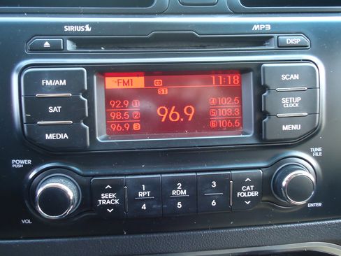 Used 2015 Kia Rio LX image 13