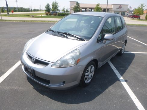 Used 2008 Honda Fit LX image 2