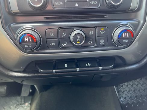 Used 2017 Chevrolet Silverado 1500 LT image 16