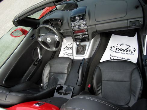 Used 2008 Saturn Sky image 23