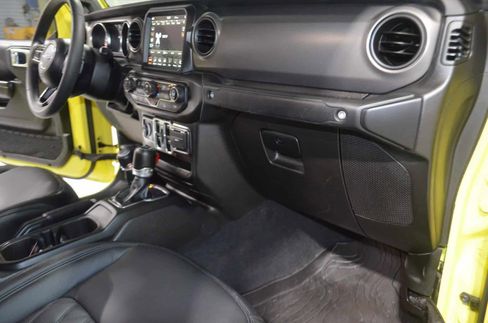 Used 2023 Jeep Gladiator Willys image 21