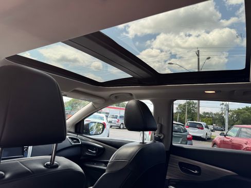 Used 2018 Nissan Murano SL image 14
