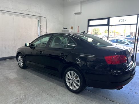 Used 2012 Volkswagen Jetta 2.5 SE image 3