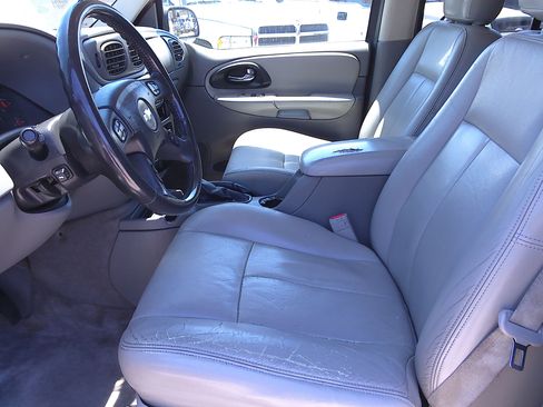 Used 2008 Chevrolet TrailBlazer LS image 7