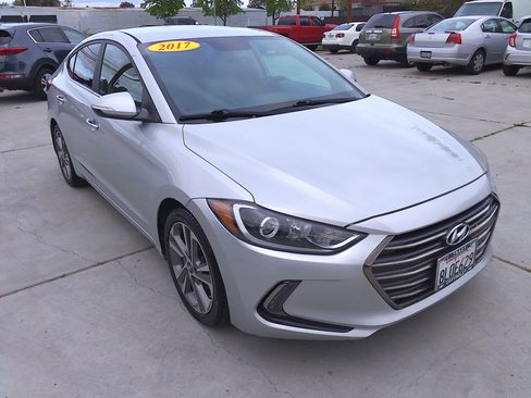 Used 2017 Hyundai Elantra Limited image 1