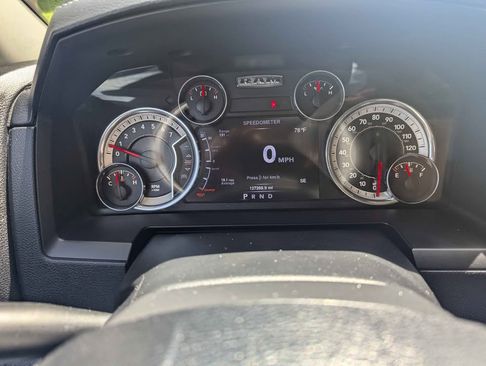 Used 2016 RAM 1500 Laramie image 11