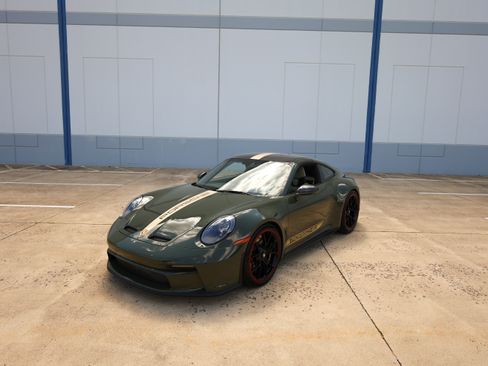 Used 2022 Porsche 911 GT3 Touring image 2