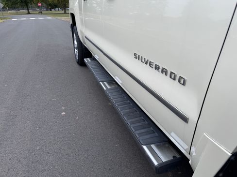 Used 2014 Chevrolet Silverado 1500 LTZ Z71 image 36