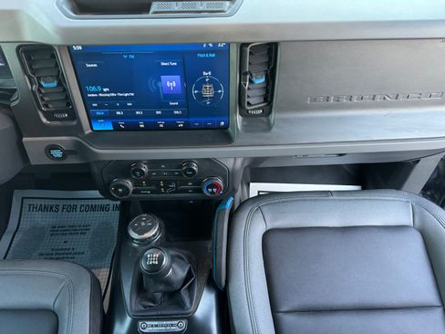 Used 2024 Ford Bronco Black Diamond image 18