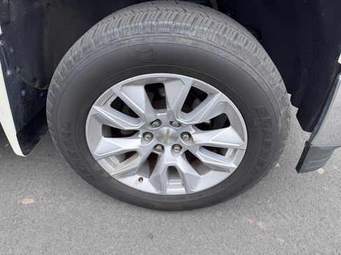 Used 2014 Chevrolet Silverado 1500 LTZ Z71 image 35