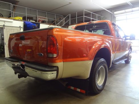 Used 1999 Ford F350 Lariat image 9