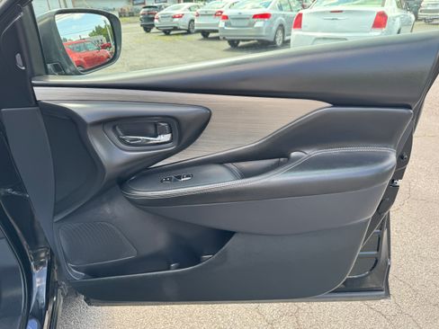 Used 2018 Nissan Murano SL image 18