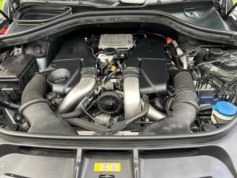 Used 2014 Mercedes-Benz GL 450 image 30