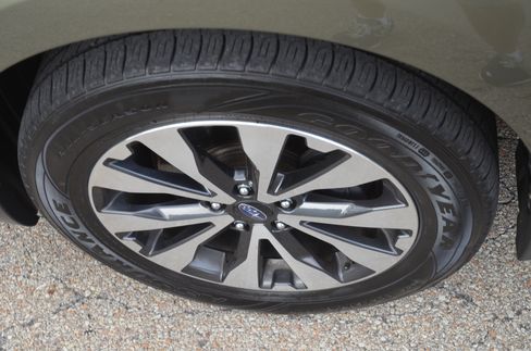 Used 2017 Subaru Outback 2.5i Limited image 29