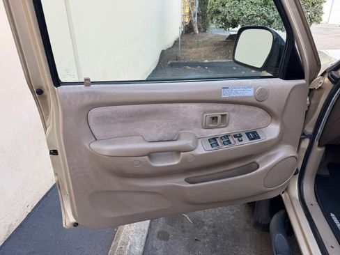 Used 2003 Toyota Tacoma TRD Off-Road image 18