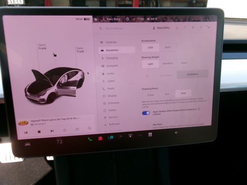 Used 2021 Tesla Model 3 Performance image 20
