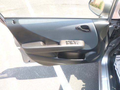 Used 2008 Honda Fit LX image 11