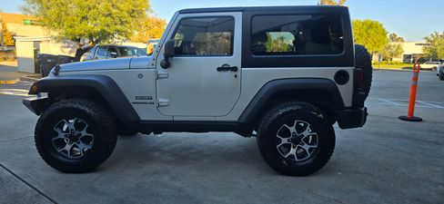 Used 2012 Jeep Wrangler Sport image 12