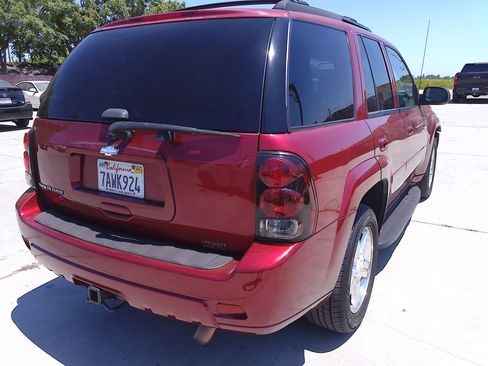 Used 2008 Chevrolet TrailBlazer LS image 4