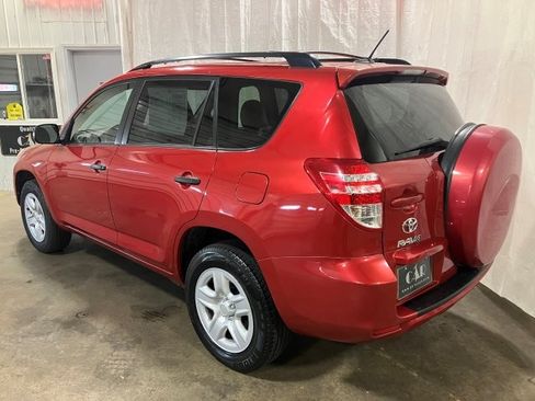 Used 2011 Toyota RAV4 image 3