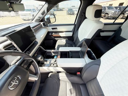 Used 2024 Toyota Sequoia Capstone image 15