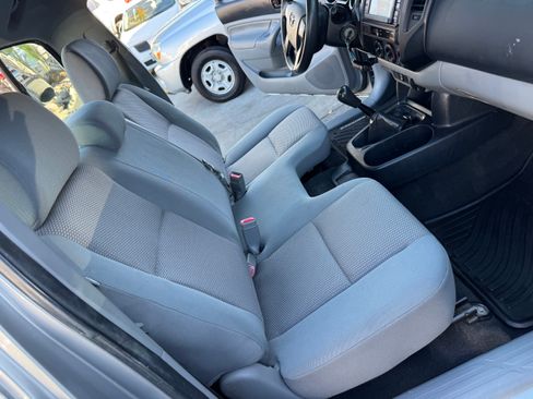 Used 2014 Toyota Tacoma image 22