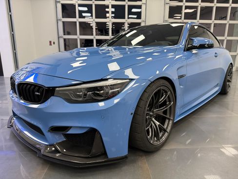 Used 2018 BMW M4 Competition image 11