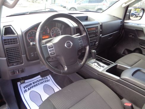 Used 2012 Nissan Titan SV image 45