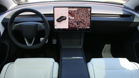 Used 2024 Tesla Model 3 Performance image 6