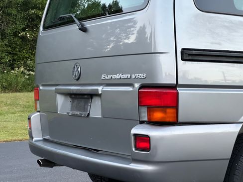 Used 1999 Volkswagen Eurovan GLS image 26