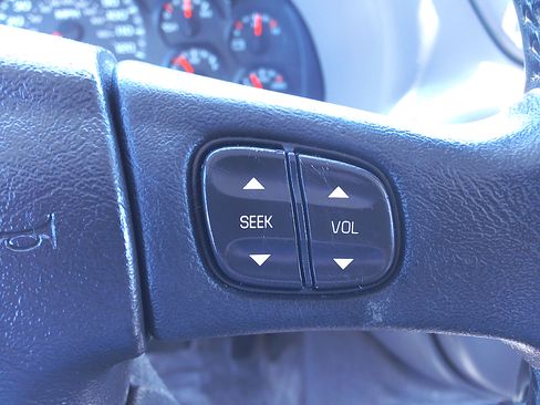 Used 2008 Chevrolet TrailBlazer LS image 27