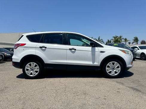 Used 2013 Ford Escape S image 10