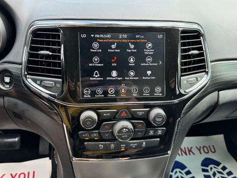 Used 2021 Jeep Grand Cherokee Laredo X image 23