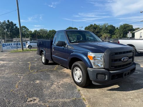 Used 2015 Ford F250 XL image 1