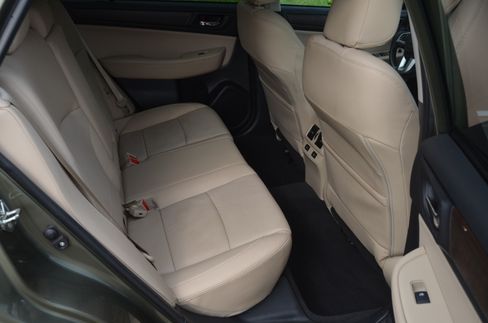 Used 2017 Subaru Outback 2.5i Limited image 13